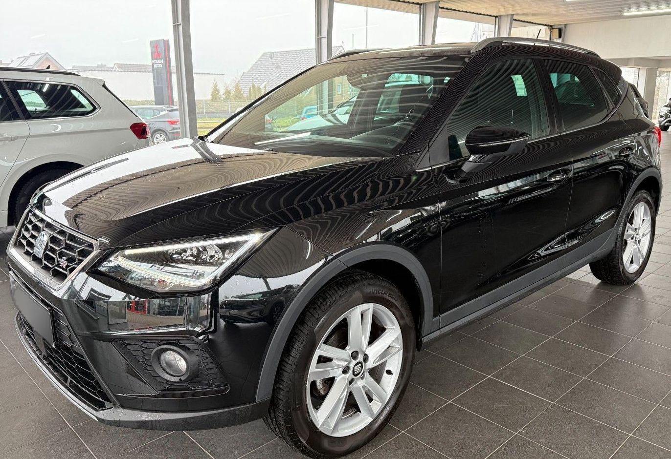 Seat Arona FR 1.5 TSI +LED +Sportsitze +SHZ +Klima +