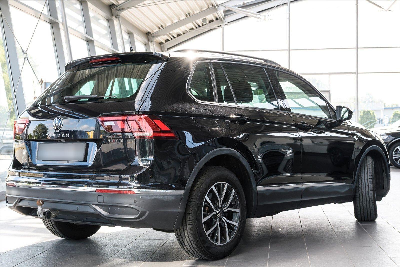 Volkswagen Tiguan Life 1.5 DSG +MATRIX+AHK+KAMERA+KEYLESS+N