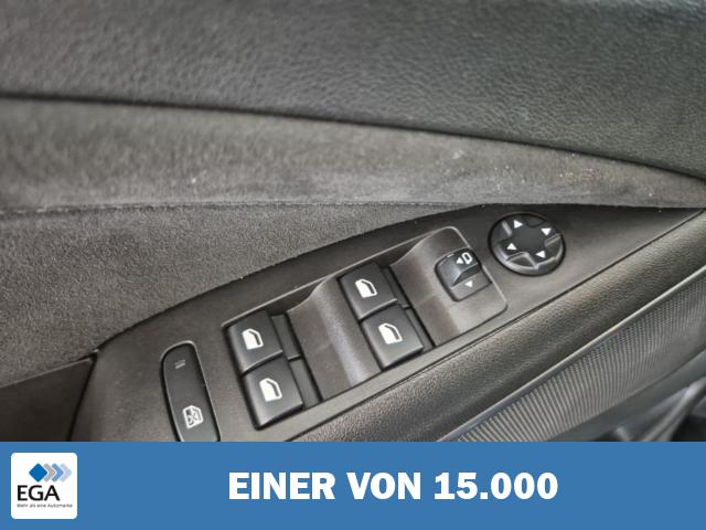 Opel Crossland Ultimate 1.2 T Navi Alcantara