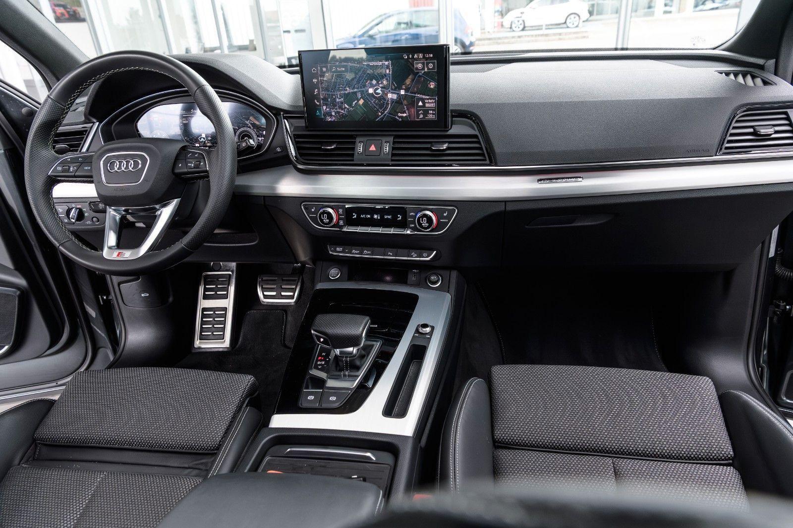 Audi Q5 40 TDI S line +MATRIX+PANO+KAMERA+KEYLESS+APP