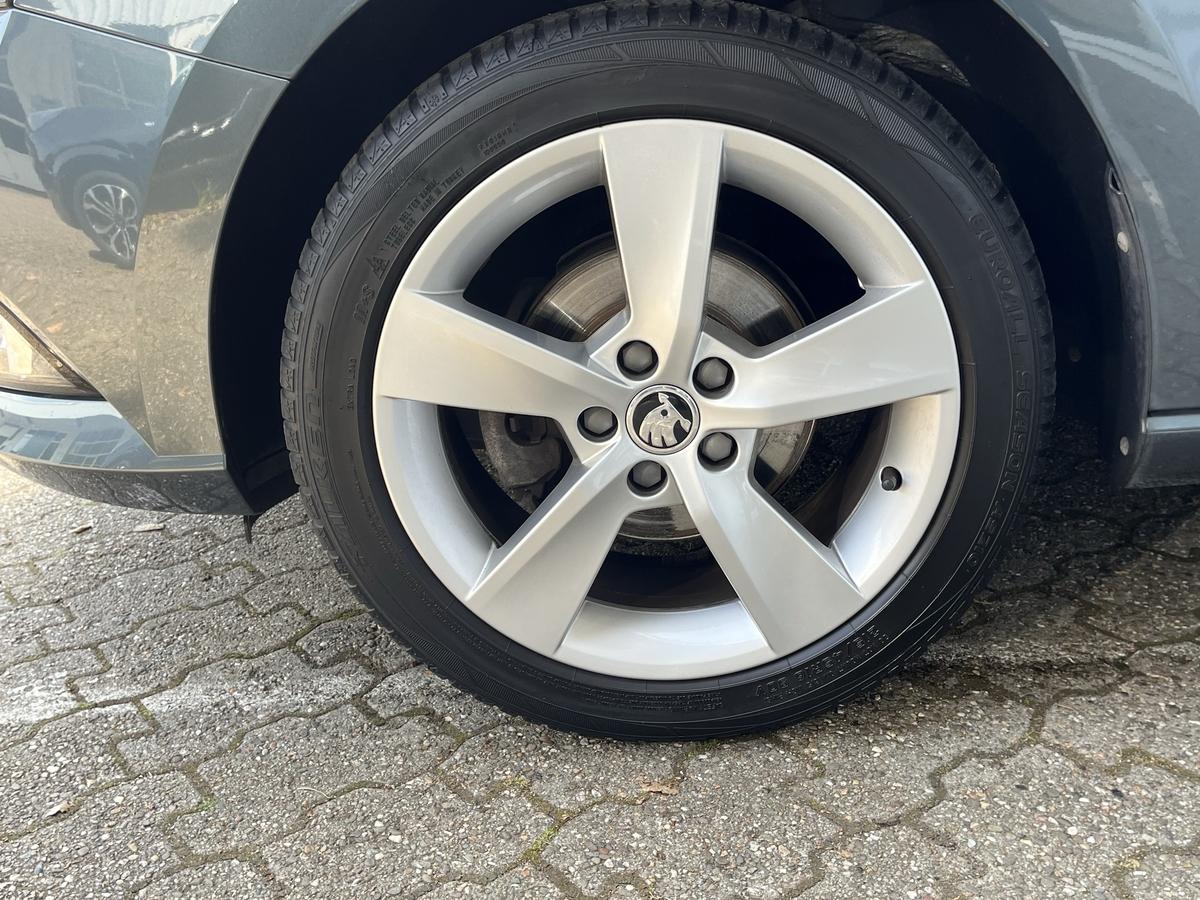 Skoda Fabia 1.0 MPI Cool Plus*ALU*DAB*KLIMA*SHZ*PDC*NUR 39 TKM*