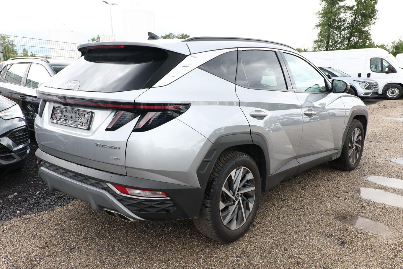 Hyundai Tucson 1.6 T-GDI 179 DCT 4WD Trend LED Nav PDC