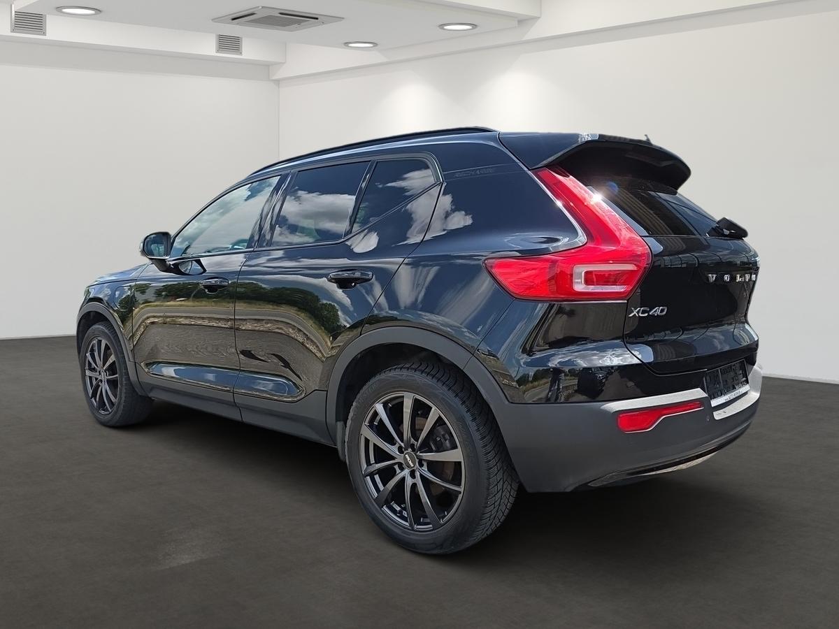 Volvo XC40 T5 Recharge 7DCT R-Des.AHK Winter Harman