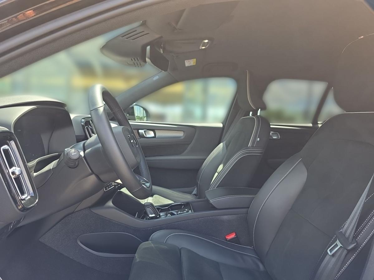 Volvo XC40 T5 Recharge 7DCT R-Des.AHK Winter Harman
