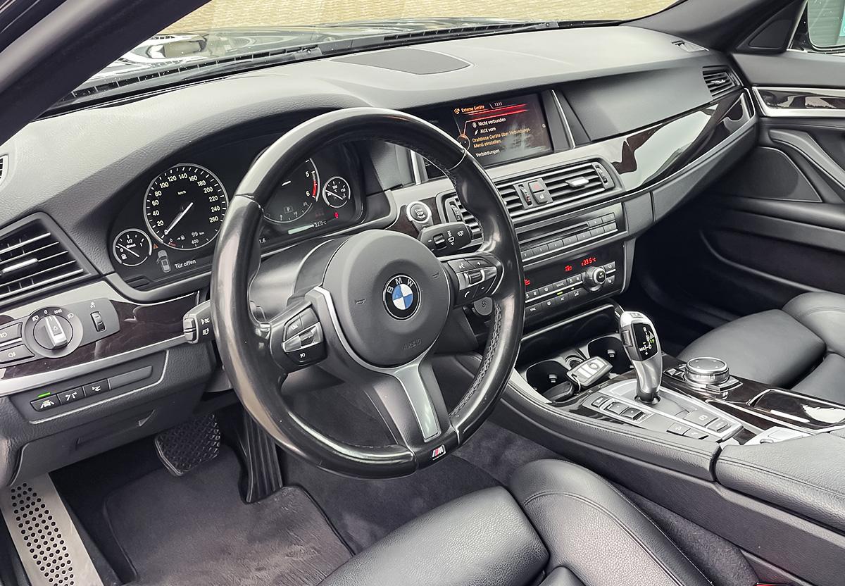 BMW 535d Touring xDrive DPF.Sport M-Paket.PANO.NAVI.