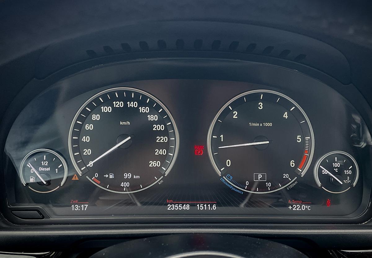 BMW 535d Touring xDrive DPF.Sport M-Paket.PANO.NAVI.