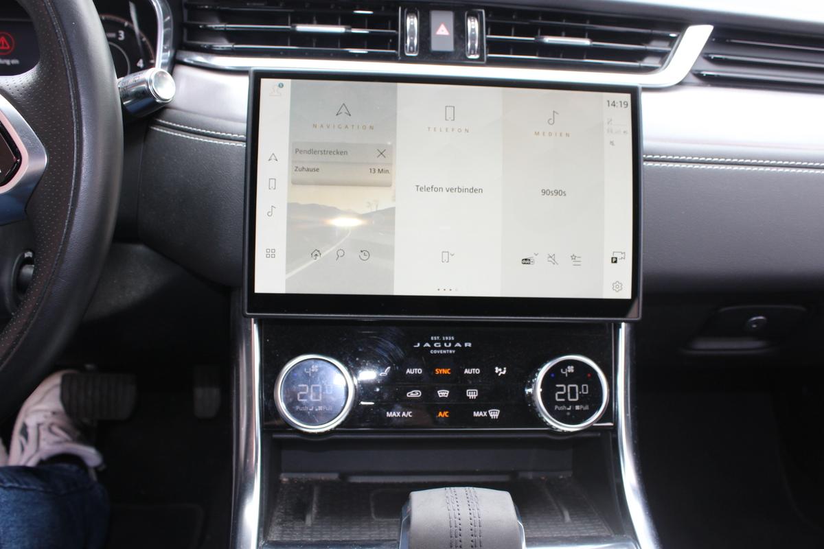 Jaguar XF Sportbrake D200 R-Dyn. SE AWD Mild-Hybrid (E6d) 