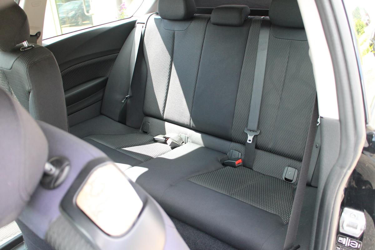 BMW 114i *Klimaanlage*1. Hand*Sitzheizung*Start-Stop-Knopf*