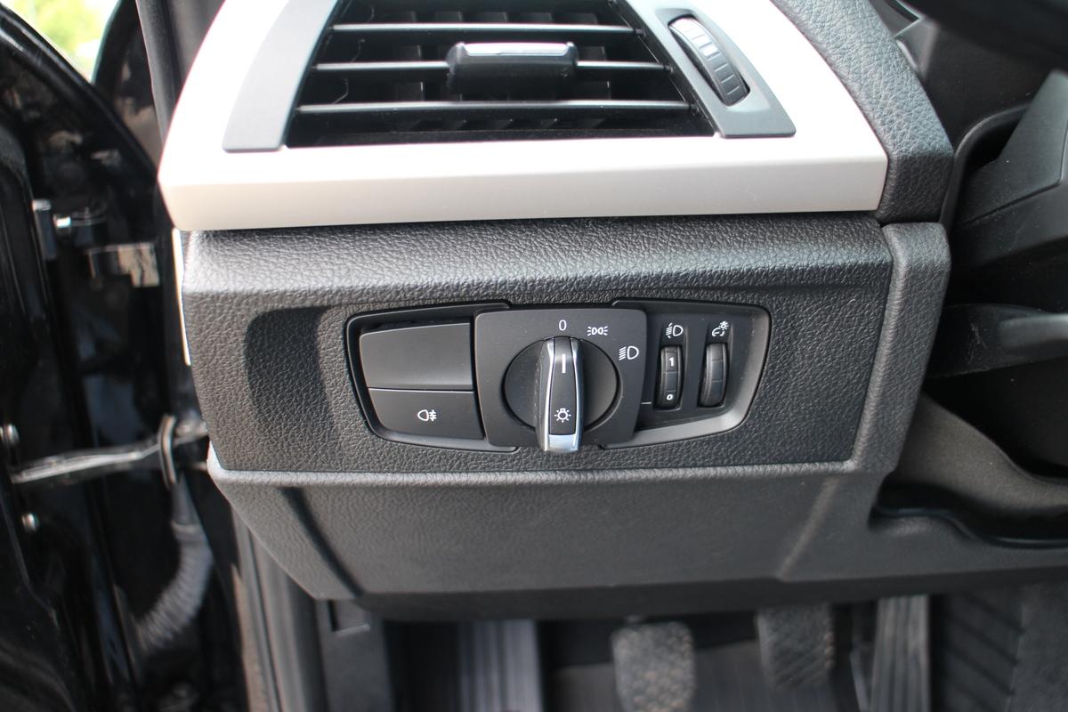 BMW 114i *Klimaanlage*1. Hand*Sitzheizung*Start-Stop-Knopf*