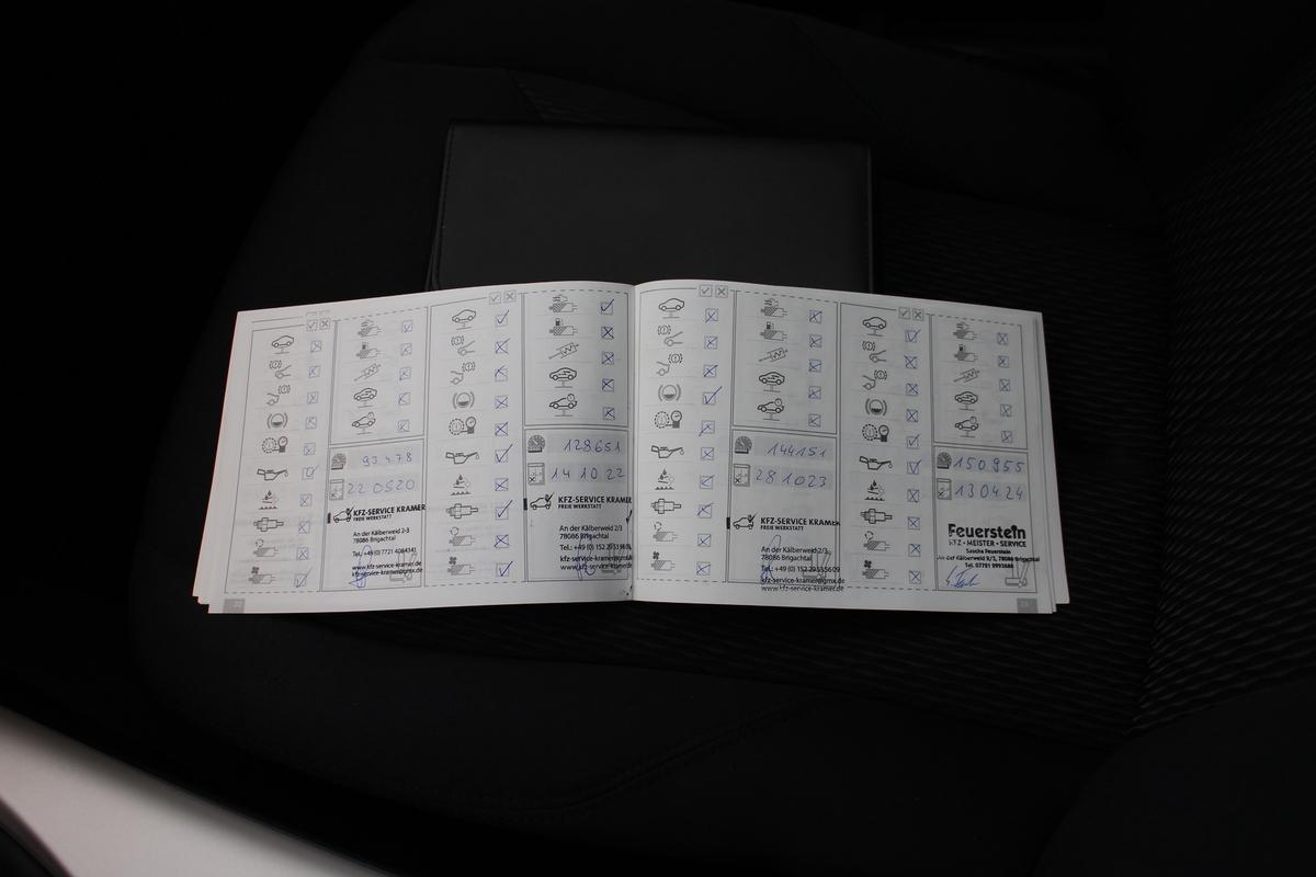BMW 114i *Klimaanlage*1. Hand*Sitzheizung*Start-Stop-Knopf*