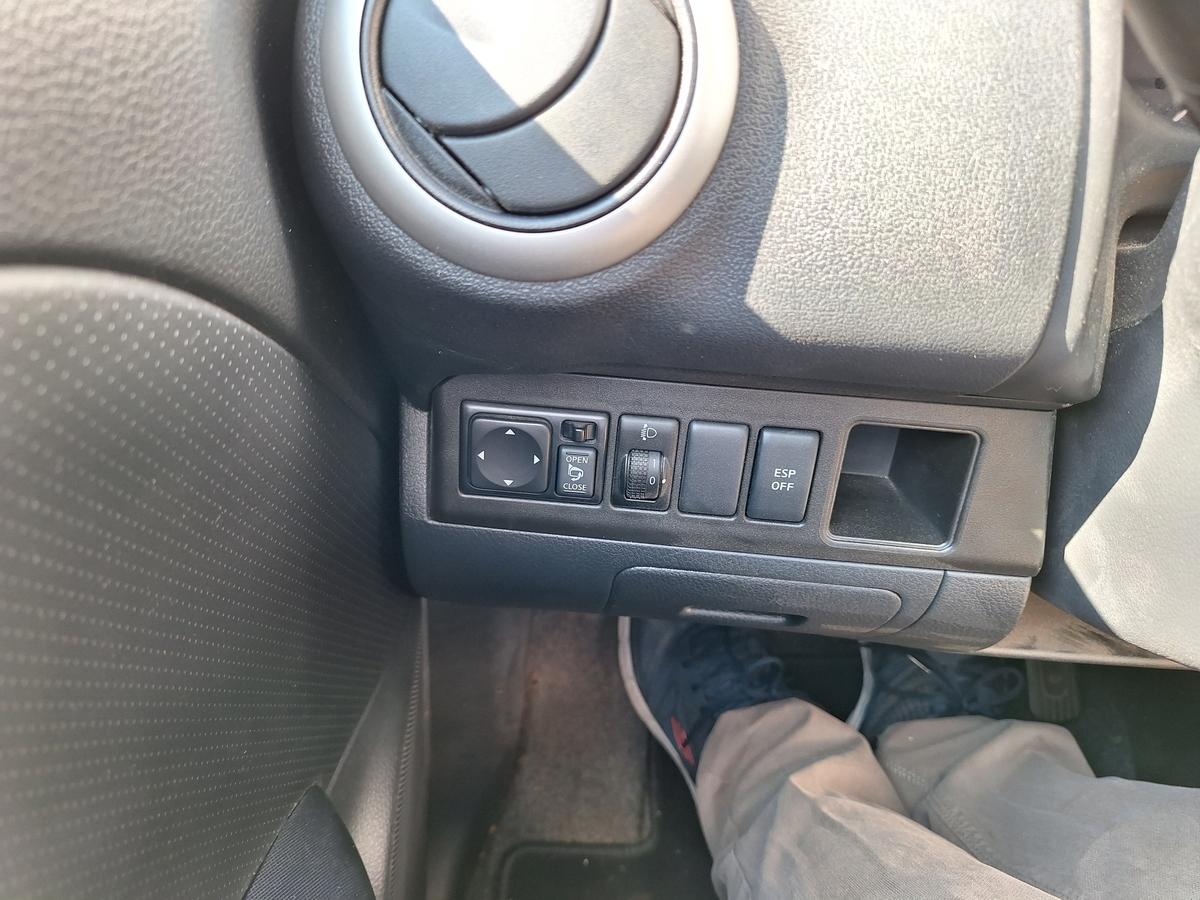 Nissan Note AUTOMATIK*NAVI*KAMERA*ALLWETTER*AHK