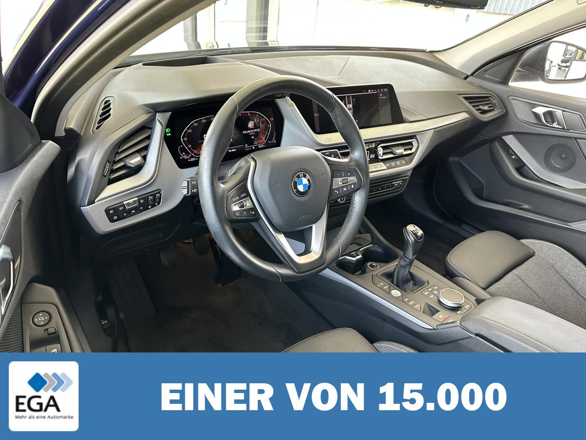 BMW 118 i Advantage Head Up Navi PDC LED Sitzhz