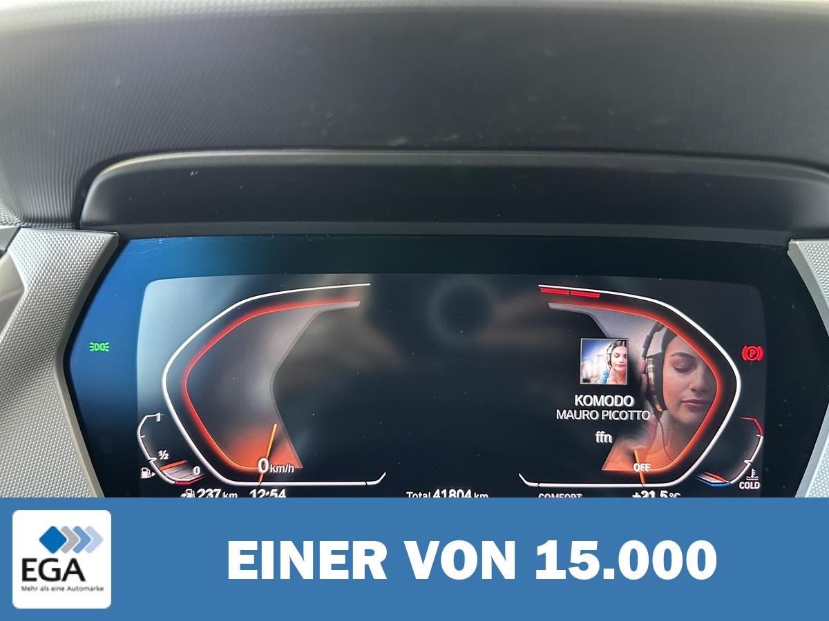 BMW 118 i Advantage Head Up Navi PDC LED Sitzhz