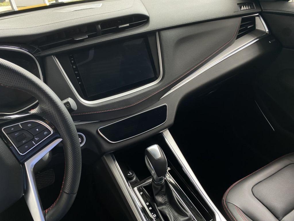 SWM G01 *1,5T*AT*PANO*KLIMA*360° CAM*NAVI*