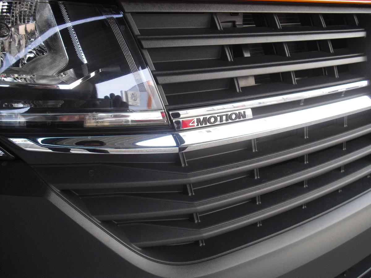 Volkswagen T6.1 Transporter Pritsche Tieflader 2,0 l TDI 4-Motion AHK 