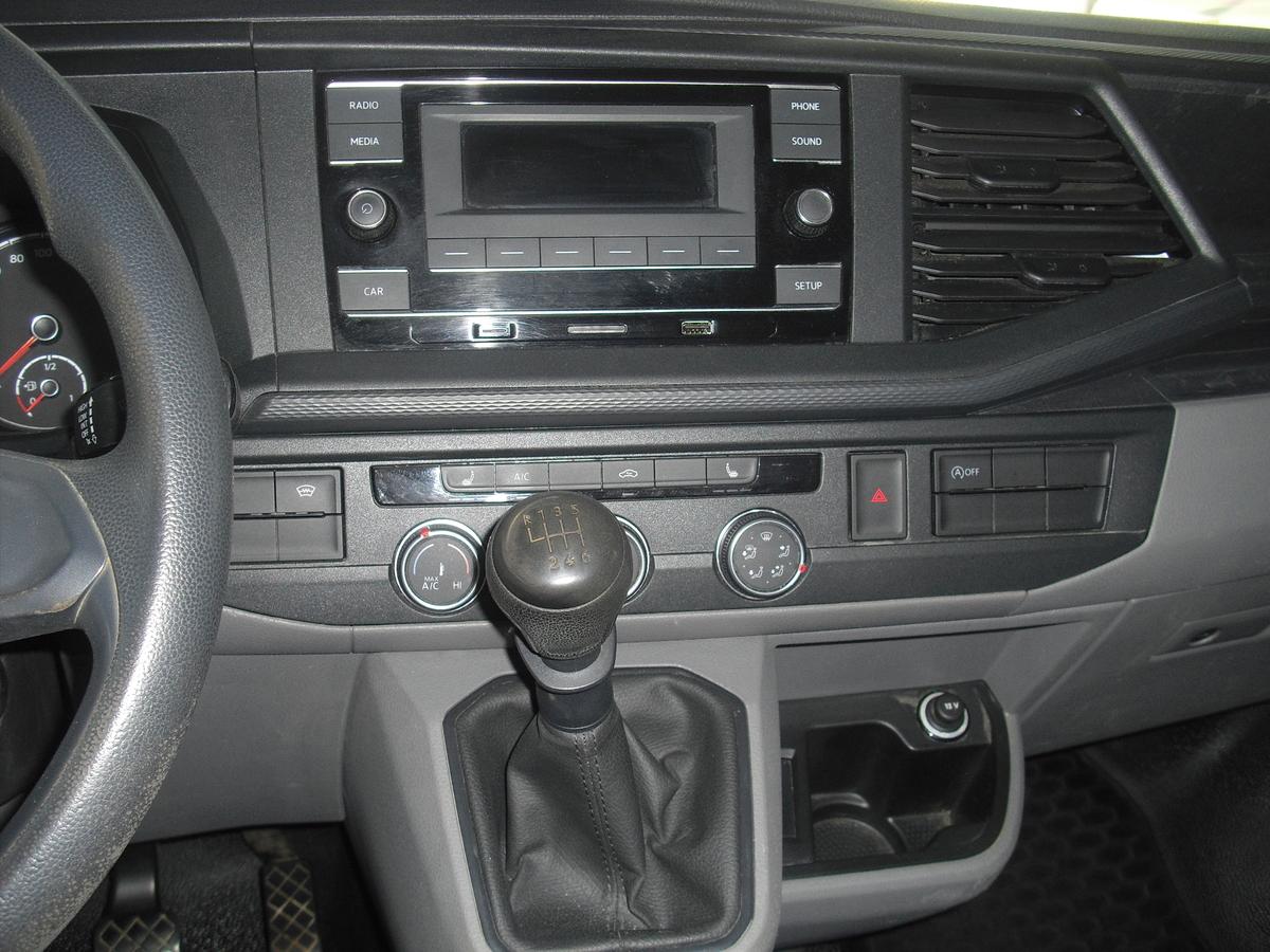 Volkswagen T6.1 Transporter Pritsche Tieflader 2,0 l TDI 4-Motion AHK 