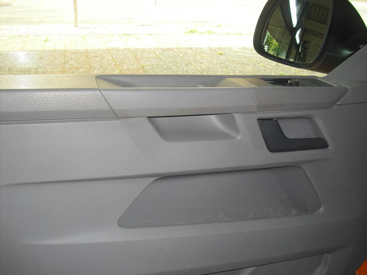 Volkswagen T6.1 Transporter Pritsche Tieflader 2,0 l TDI 4-Motion AHK 