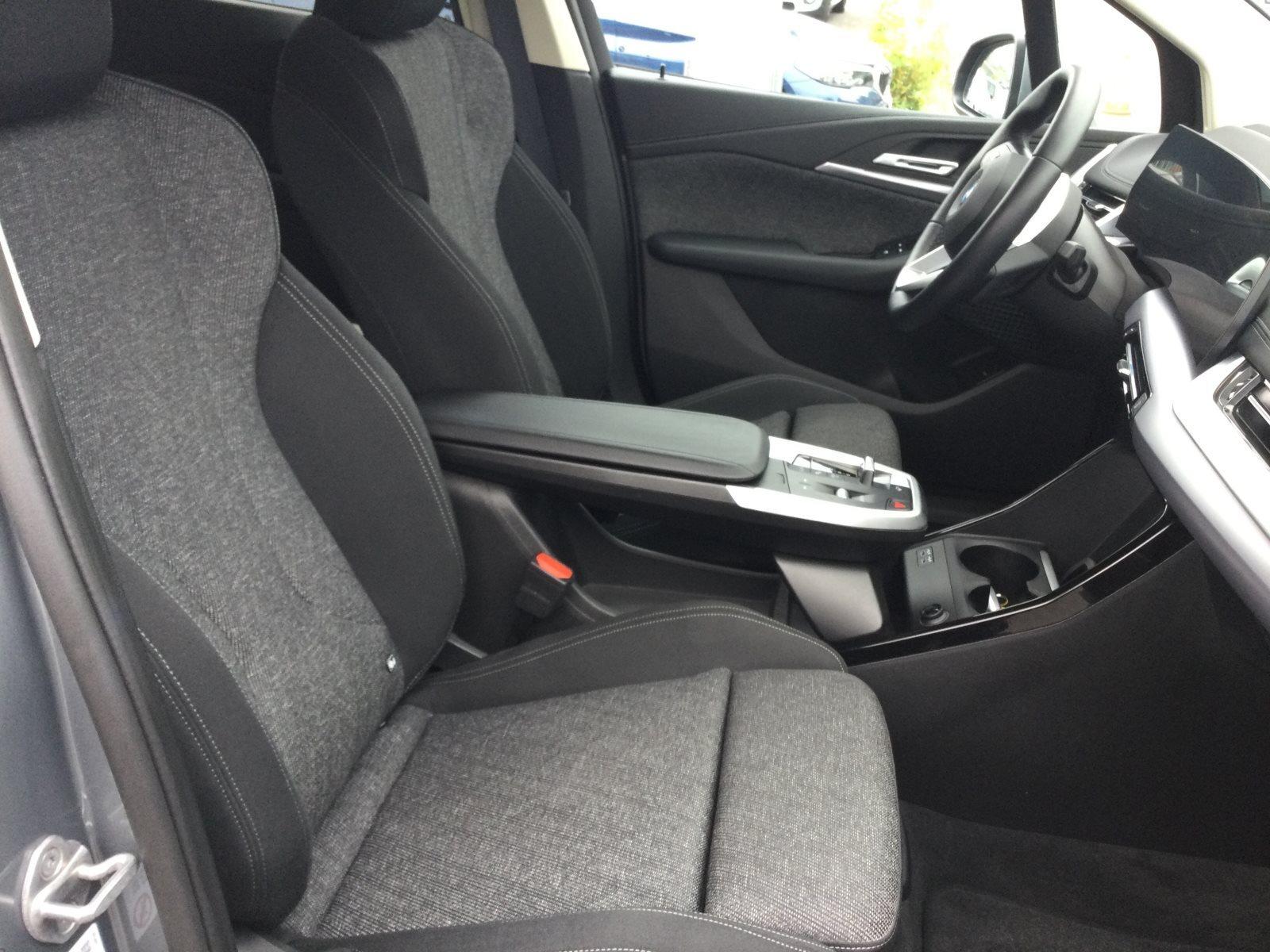BMW 220 ACTIVE TOURER LC PROF HUD SPORTSITZE AHK DAB KOMFORTZG