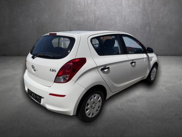 Hyundai i20 FIFA World Cup Edition 1.2 +RADIO+CD+SERVOLENKUNG+UVM+