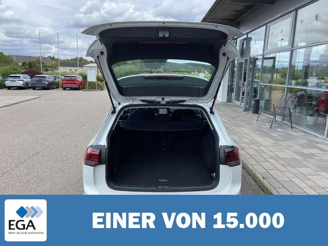 Volkswagen Golf Variant 1.5 TSI LIFE NAVI+LED+APP-CONNECT+A