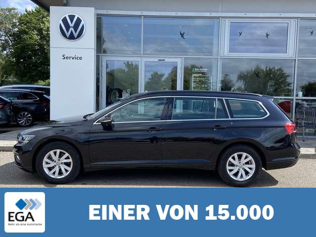 Volkswagen Passat Variant 1.6 TDI BUSINESS DSG AHK+NAVI+LED