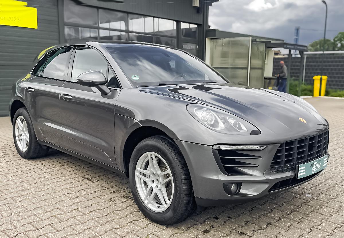 Porsche Macan S NAVI AHK RFK SITZBEL. SHZ 
