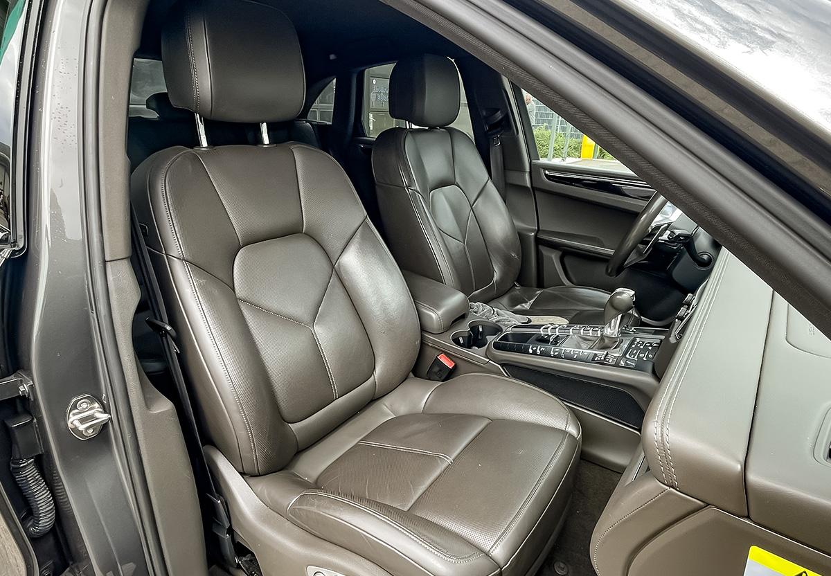 Porsche Macan S NAVI AHK RFK SITZBEL. SHZ 