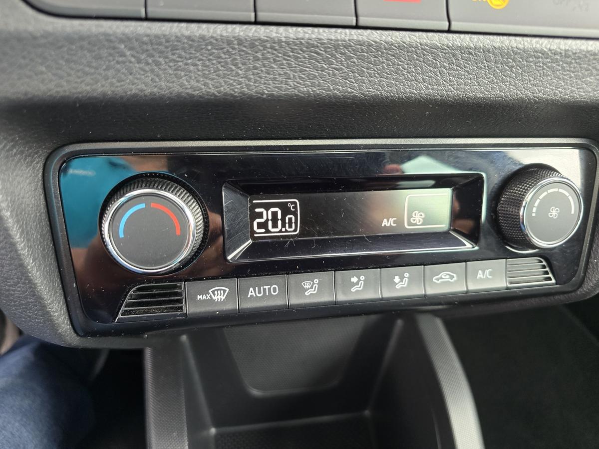 Skoda Fabia 1.0 Drive 125 TSI BMT Navi PANORAMADACH LED DAB