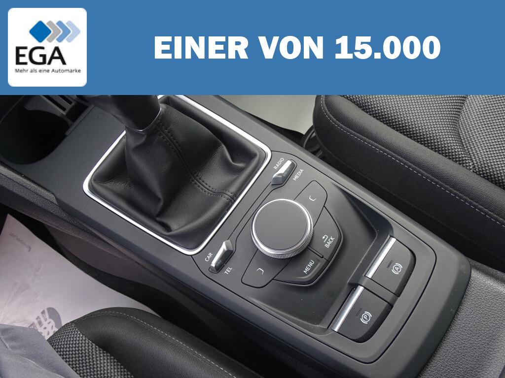 Audi Q2 30TDI Advanced*RFK*DAB*LED*SHZG*KLIMAAUTO