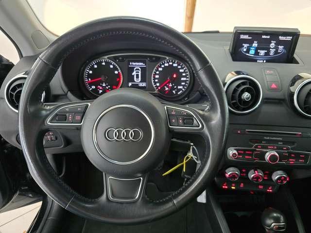 Audi A1 Sportback sport Automatik *Navi*PDC*LM*