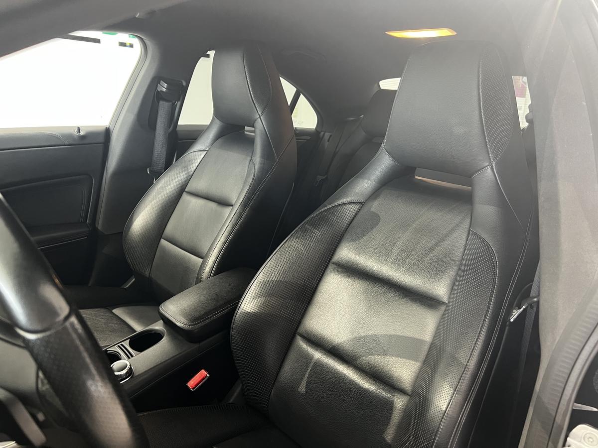 Mercedes-Benz CLA 220 CLA 220 4Matic*CarPlay*Kamera