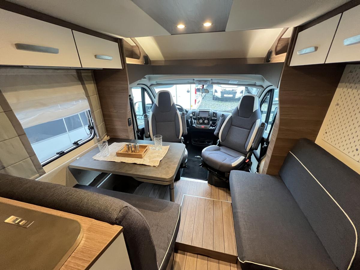 Knaus Live Wave 700 MEG Solar+Markise+Thitronik+Wechselrichter