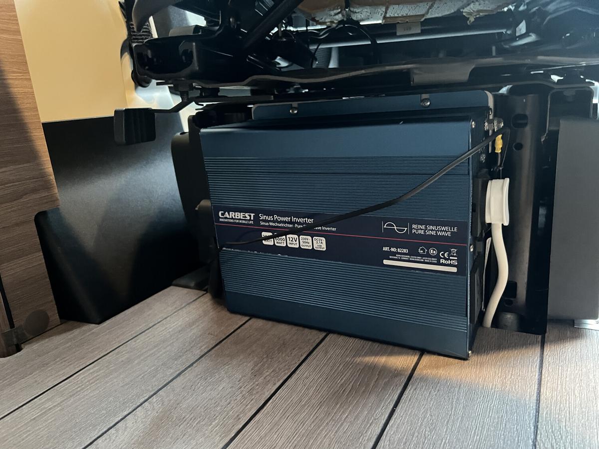 Knaus Live Wave 700 MEG Solar+Markise+Thitronik+Wechselrichter
