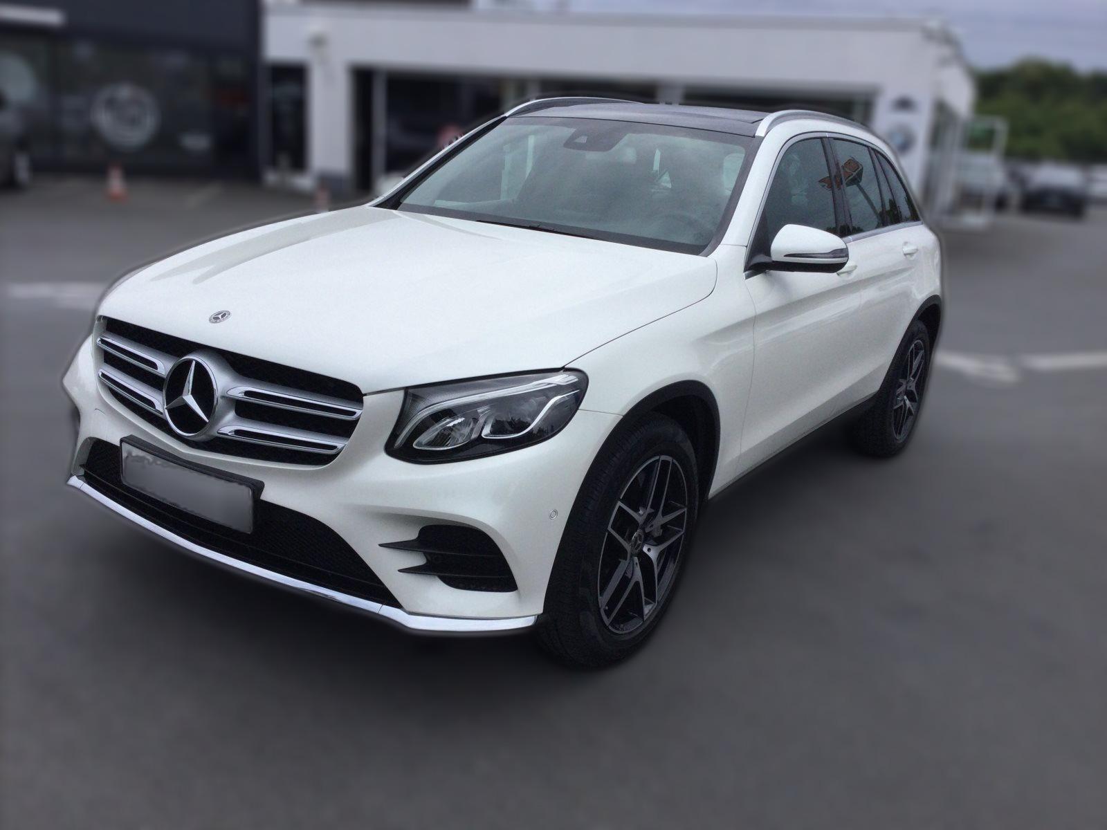 Mercedes-Benz GLC 250 4MATIC AMG LINE NAVI AHK PANO LED PARK-PAKET RFK