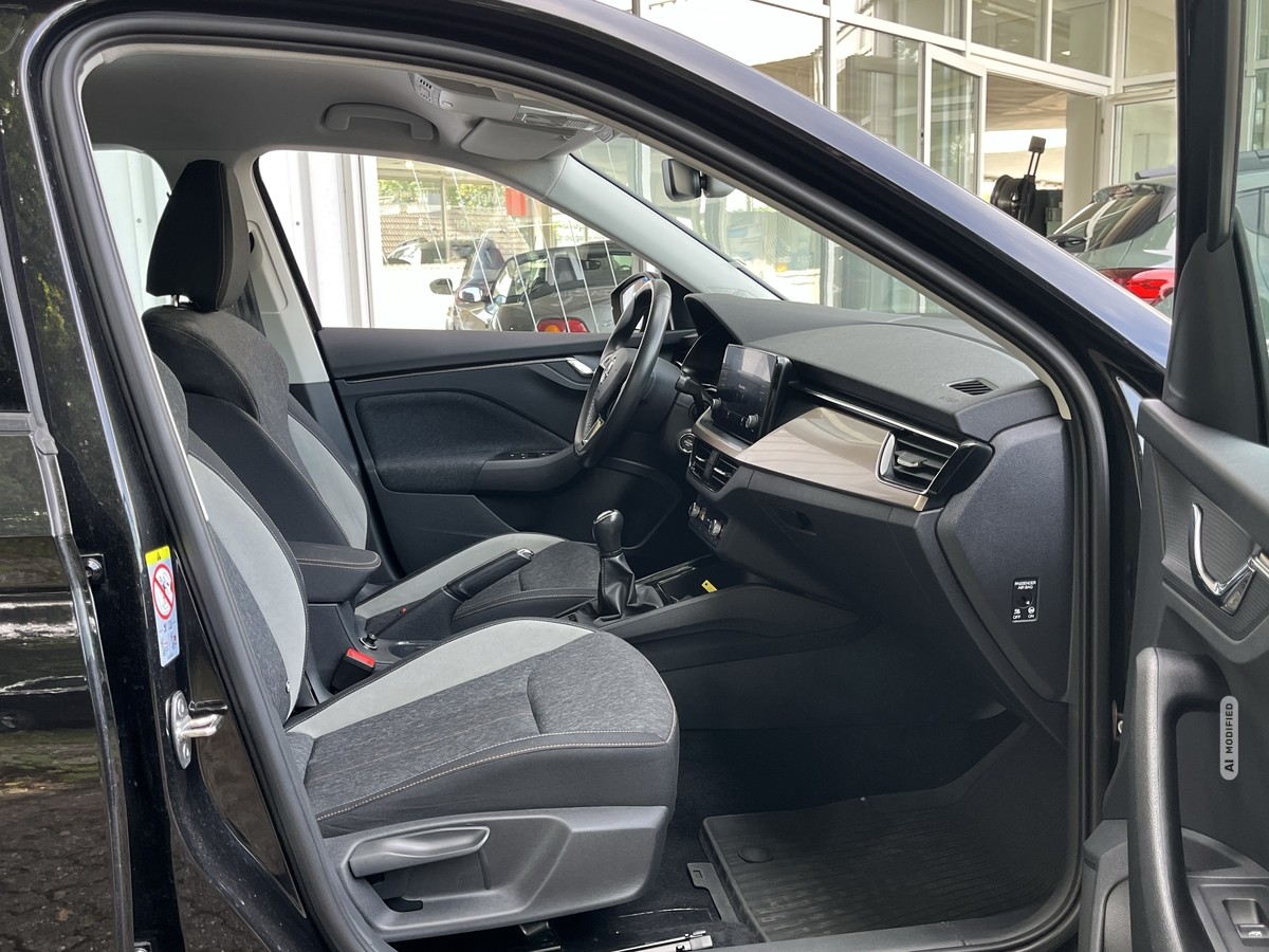 Skoda Kamiq 1.0 TSI Style*ALU*LED*PDC*SHZ*APPLE*CARPLAY*TEMPOMAT*