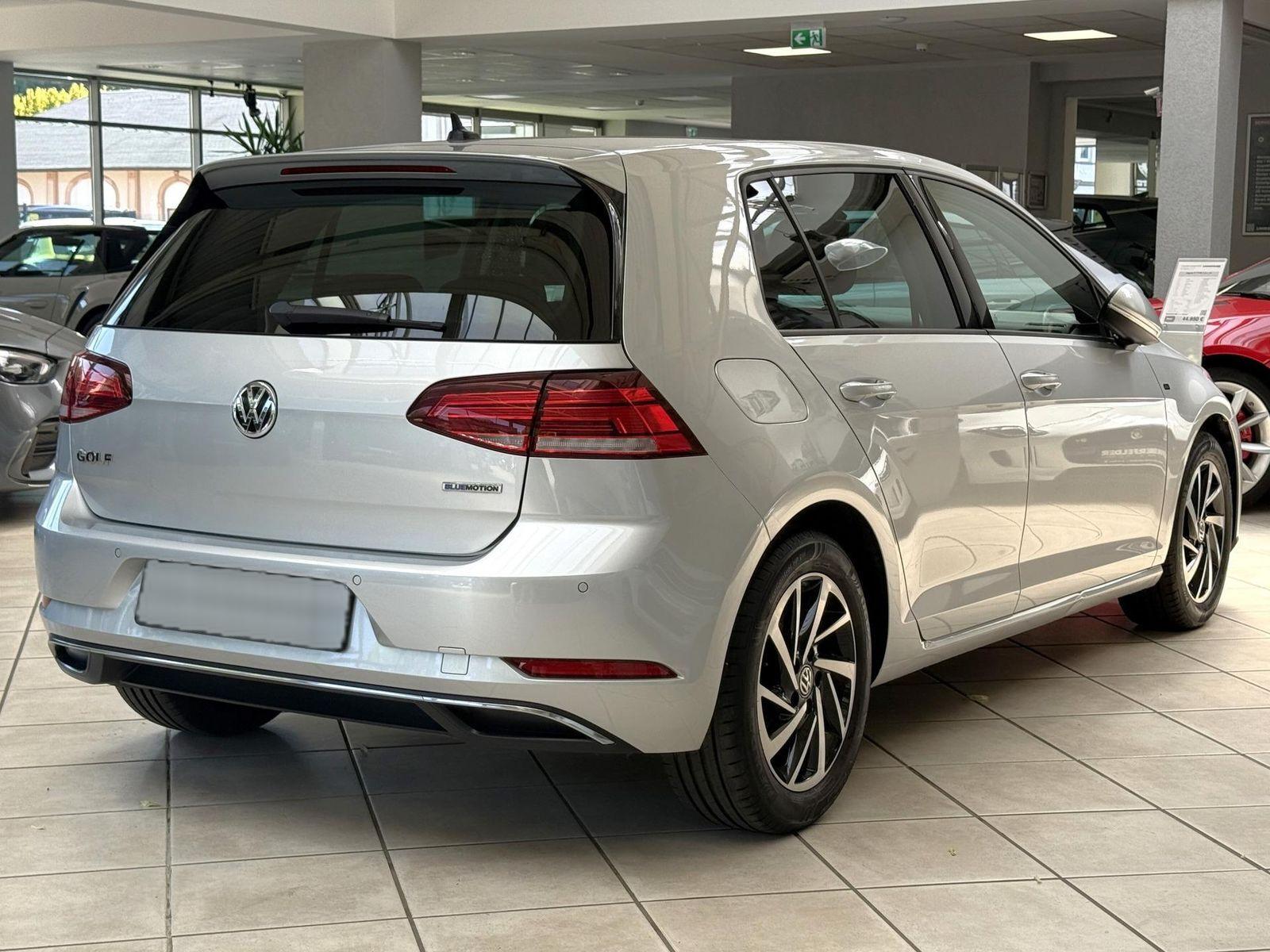 Volkswagen Golf VII 1.5TSI ACT BM Join  ACC S+LHZG NAVI PDC