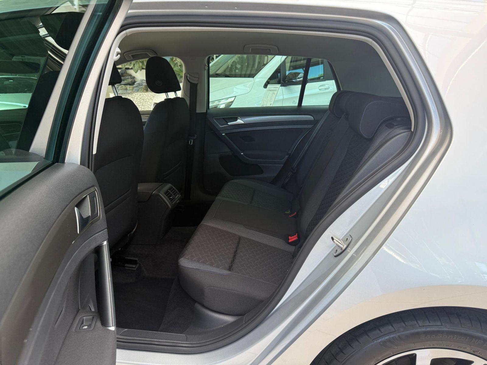 Volkswagen Golf VII 1.5TSI ACT BM Join  ACC S+LHZG NAVI PDC