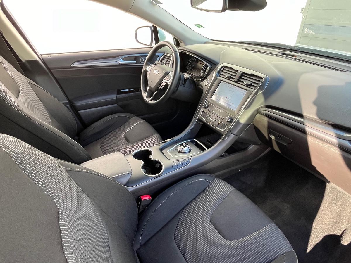 Ford Mondeo 2.0 EcoBlue Titanium Facelift  NAVI LED R-CAM