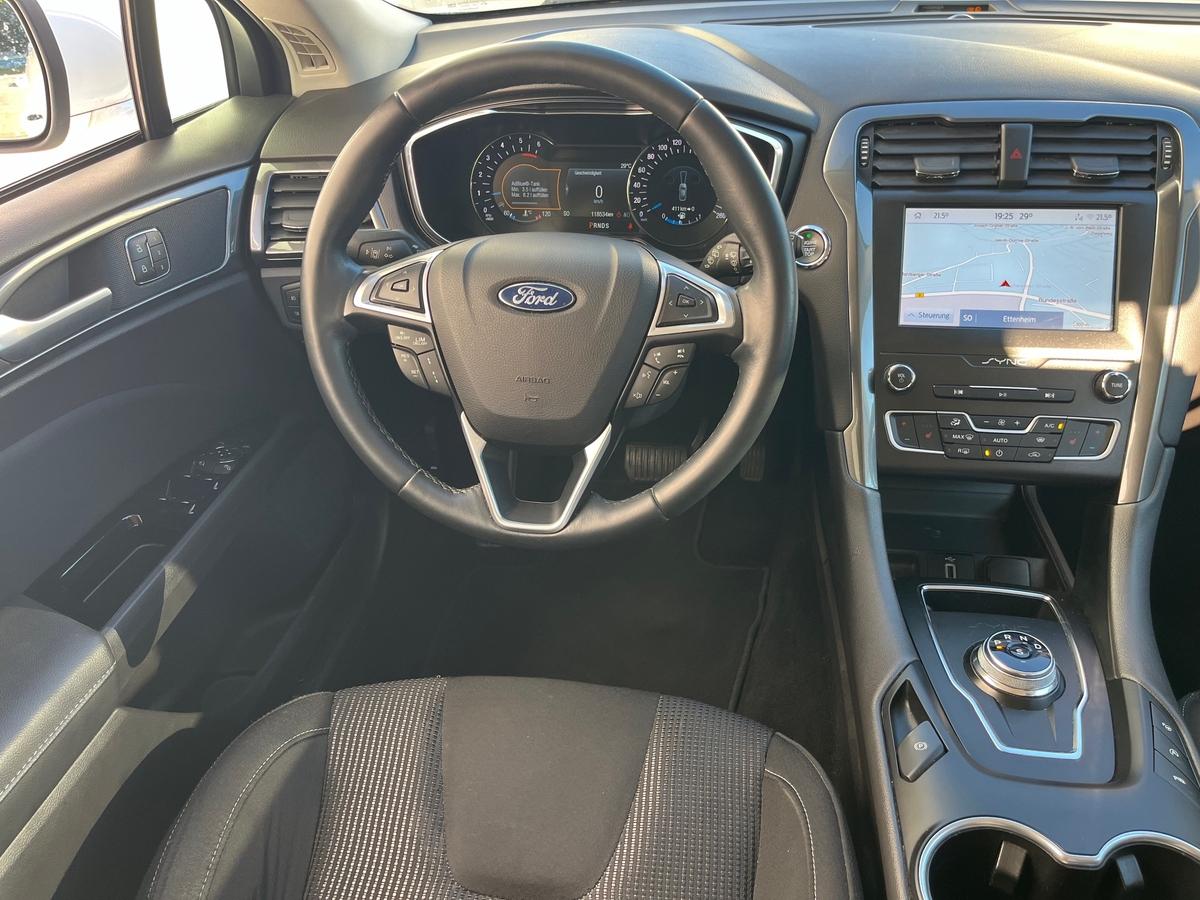 Ford Mondeo 2.0 EcoBlue Titanium Facelift  NAVI LED R-CAM