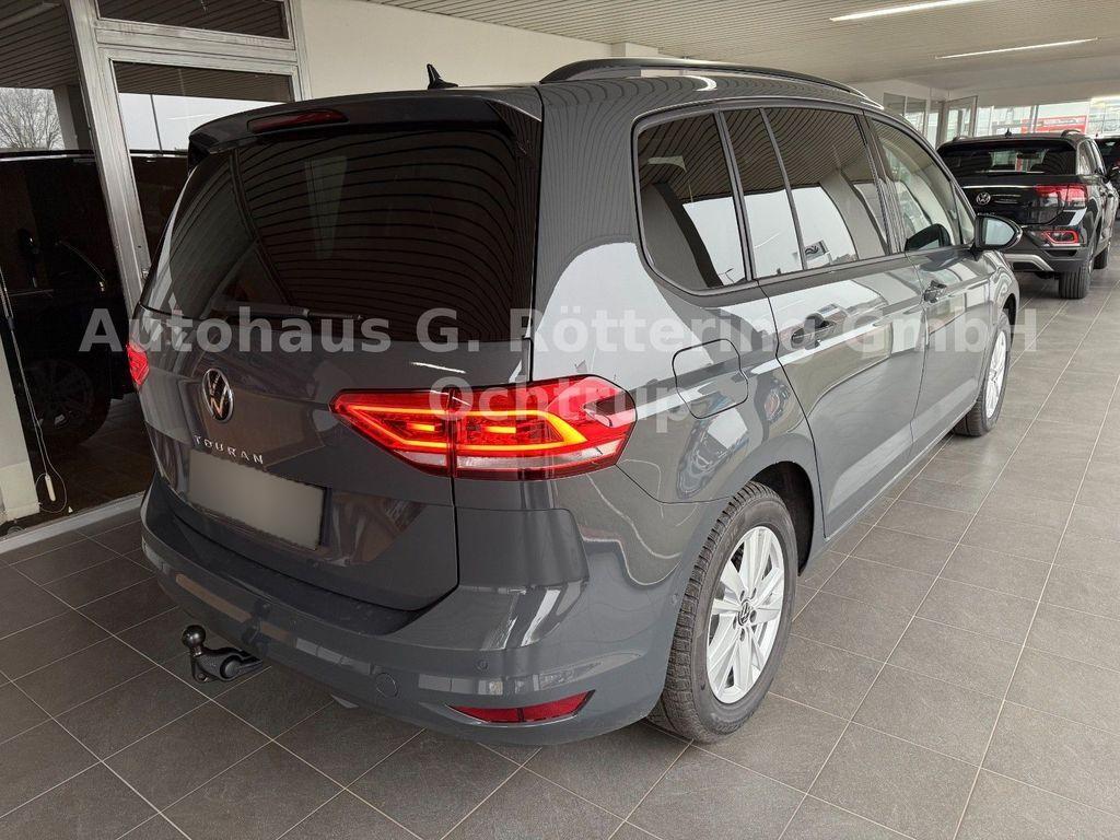 Volkswagen Touran Highline 1.5l TSI DSG+7-Sitzer+Pano+AHK
