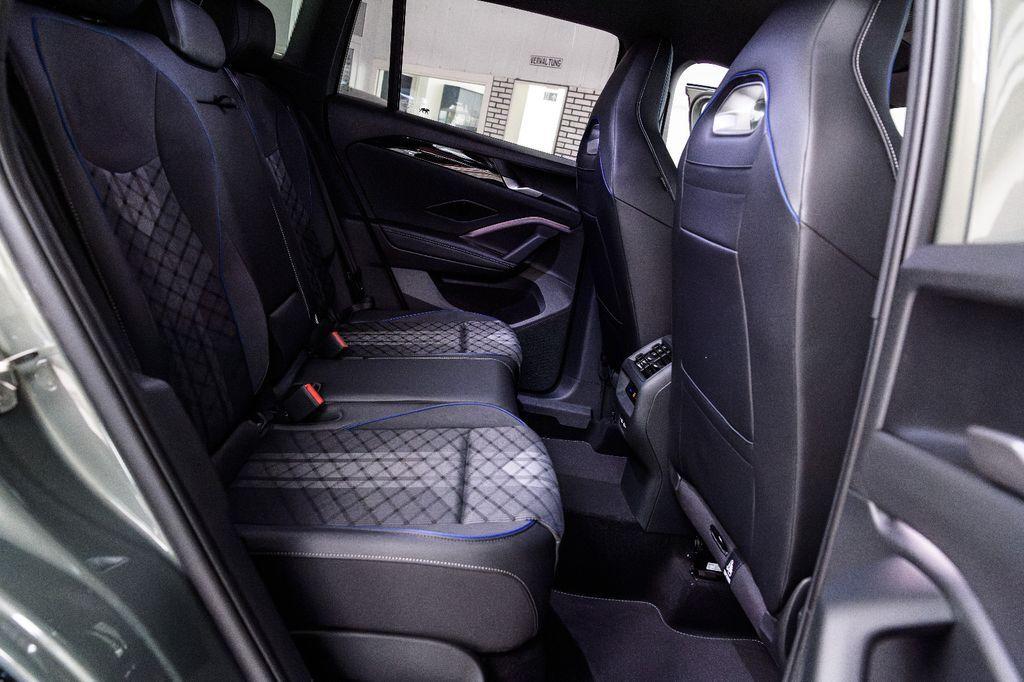 Volkswagen Tiguan 2.0 TSI R-Line Black-Style IQ+AHK+4 KAM