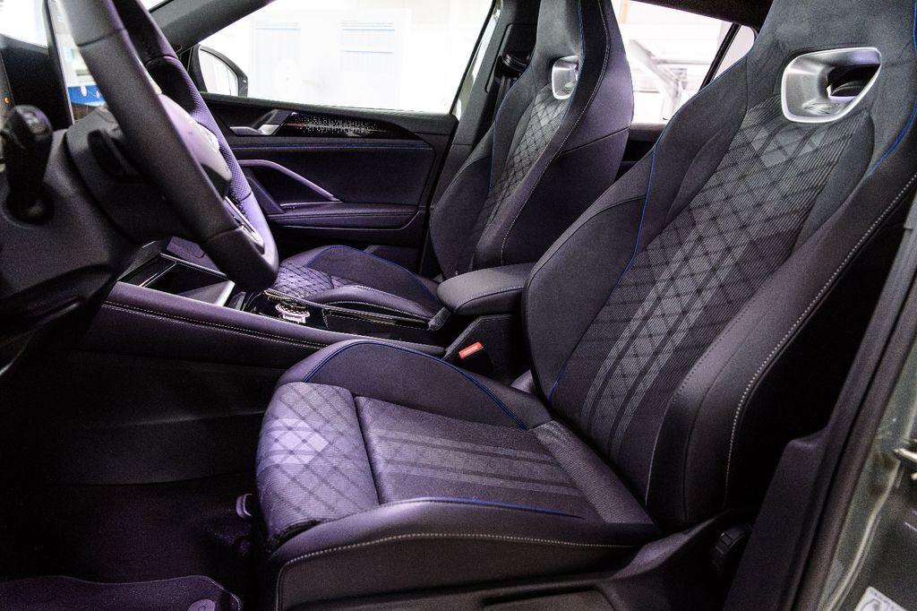 Volkswagen Tiguan 2.0 TSI R-Line Black-Style IQ+AHK+4 KAM