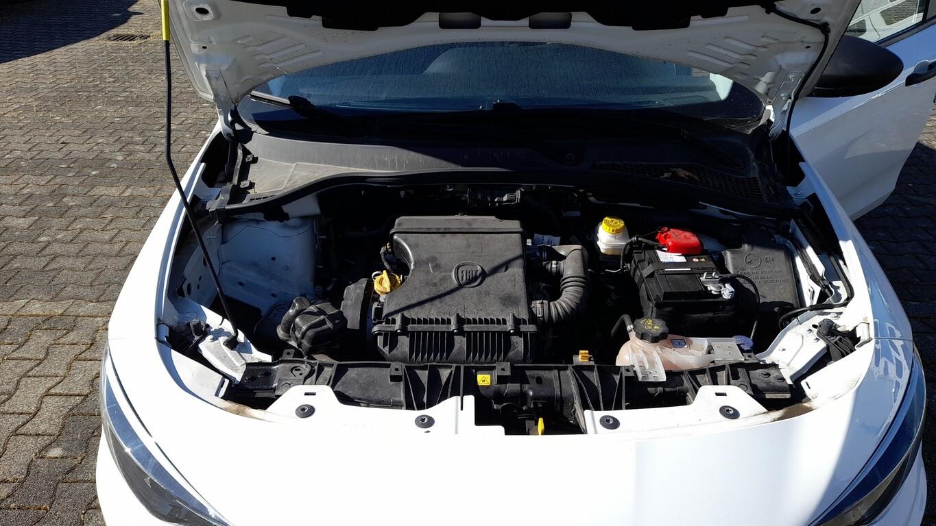 Fiat Tipo 1.4 95 Pop Tempomat PDC Klimaanlage LM17Z