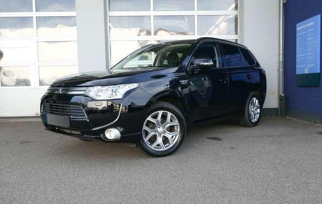 Mitsubishi Outlander 2.0 4WD Plug-In Hybrid Top AHK NAVI KAMERA ACC