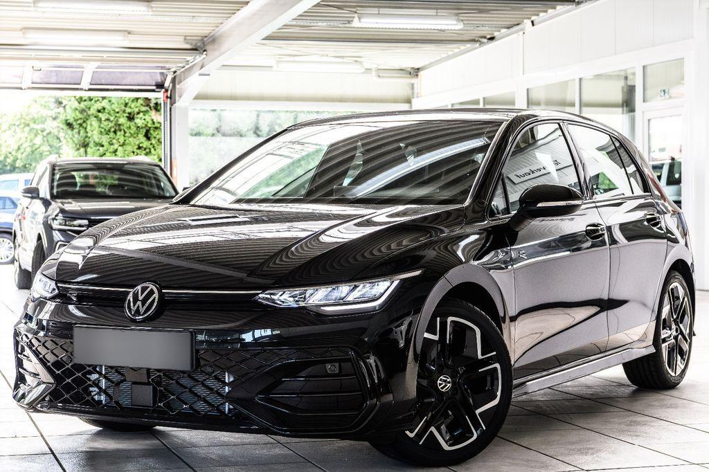 Volkswagen Golf VIII Lim. 1.5 eTSI 110 kW R-Line Kamera DSG