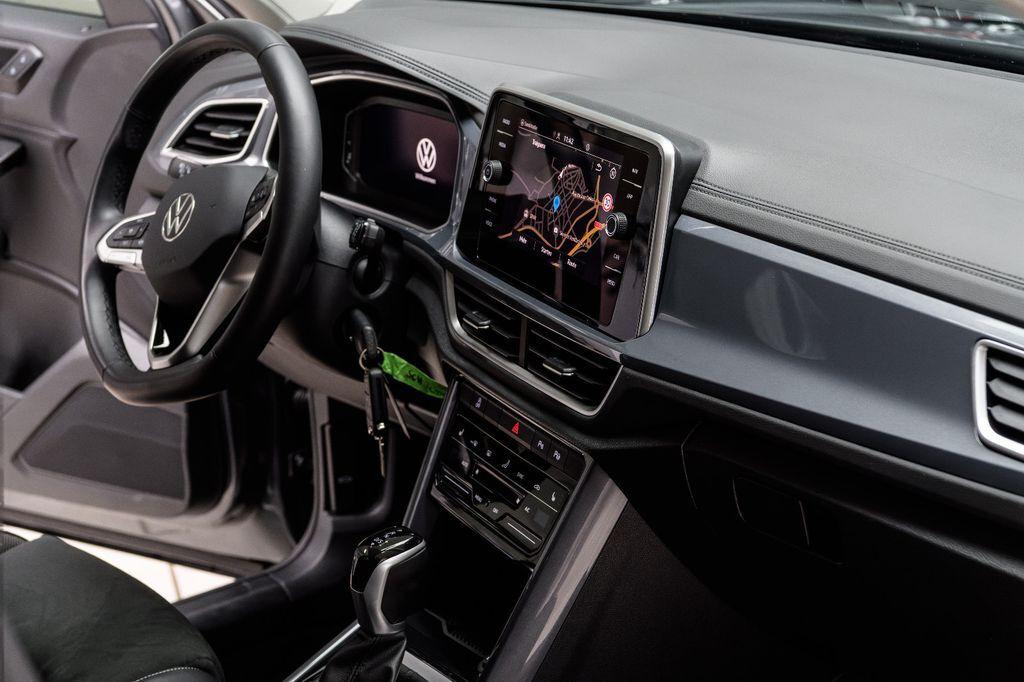 Volkswagen T-Roc Style 1.5 TSI DSG LED+AHK+NAVI+ACC+SHZ+APP
