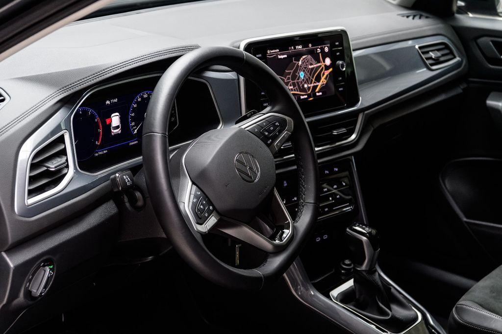 Volkswagen T-Roc Style 1.5 TSI DSG LED+AHK+NAVI+ACC+SHZ+APP