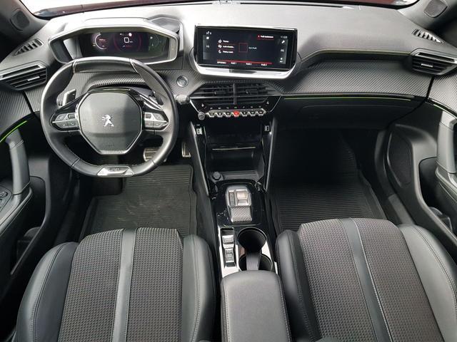 Peugeot 2008 GT 1,2 Automatik 96KW/130PS Navi, SHZ, K...