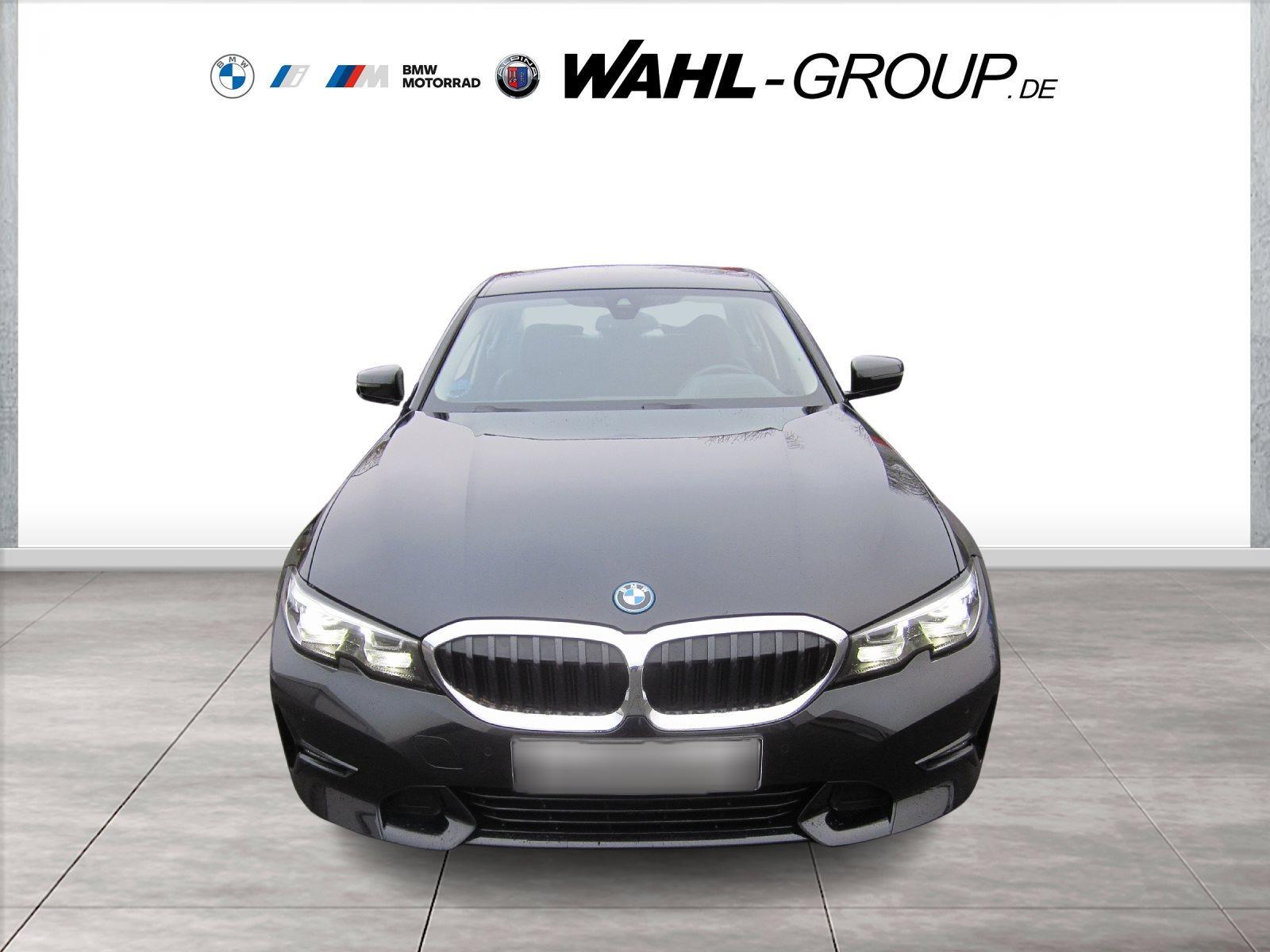 BMW 330 SPORT LINE LC PROF HUD AHK GRA PARKASSIST DAB WLAN