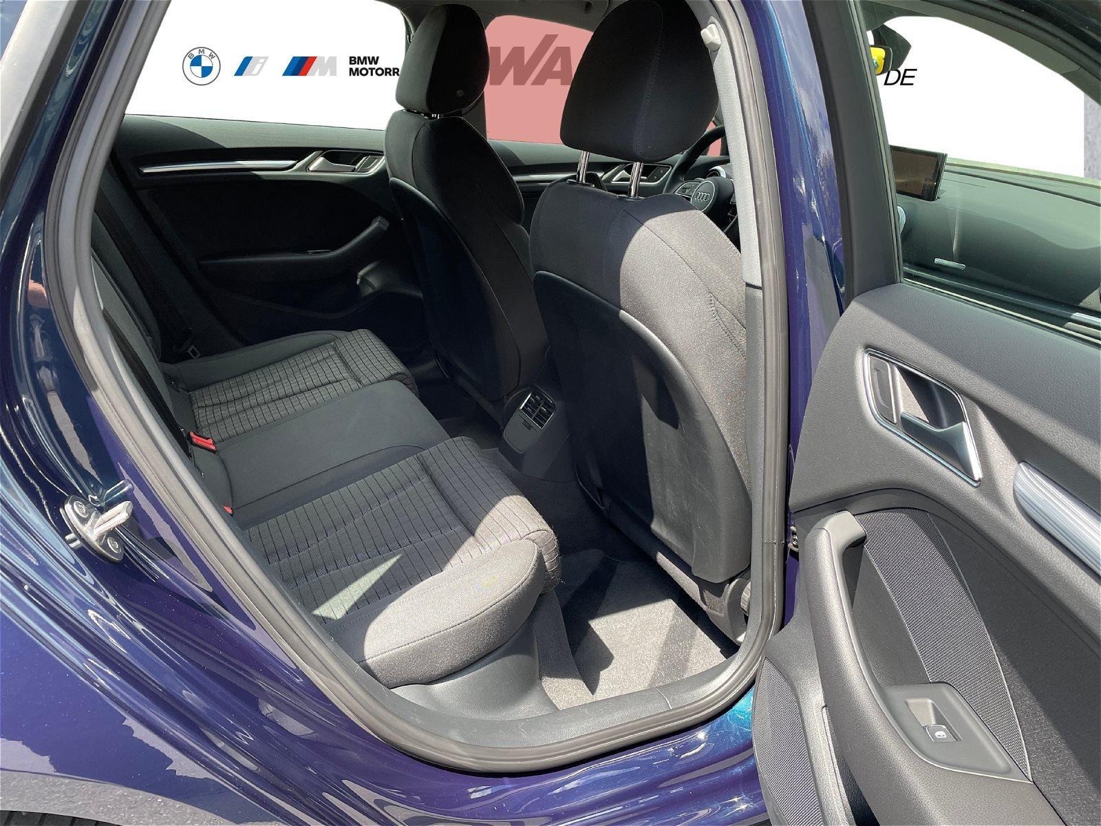 Audi A3 SPORTBACK 30 TDI SPORT XENON NAVI ALU 17